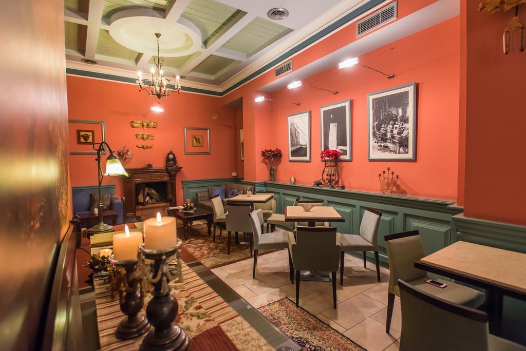 קרפניסיון City Hotel Apollonion מראה חיצוני תמונה