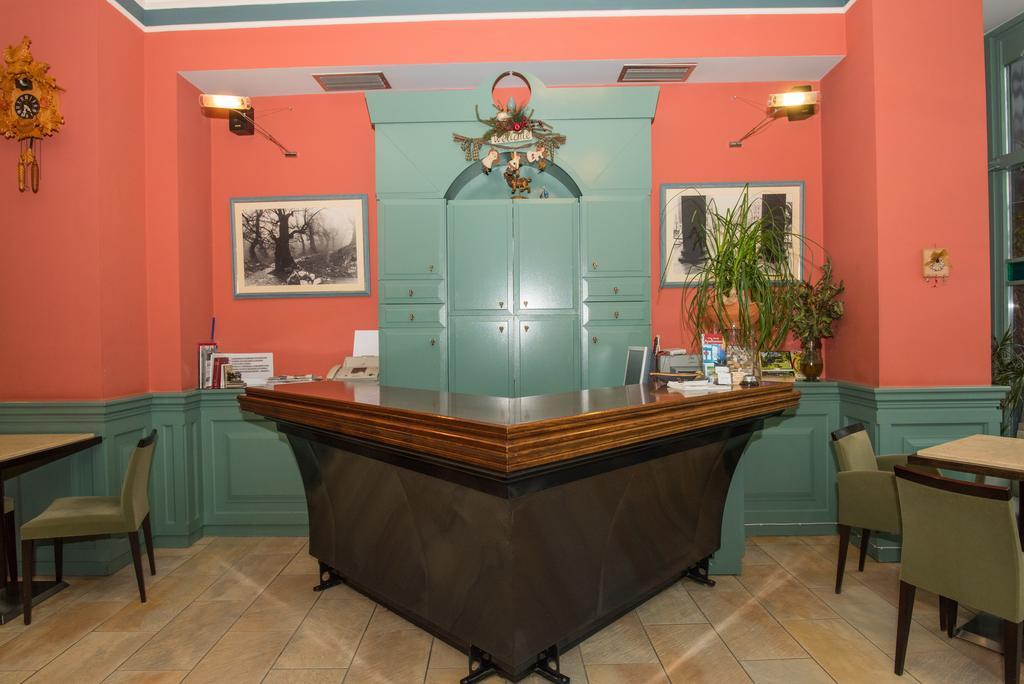 קרפניסיון City Hotel Apollonion מראה חיצוני תמונה