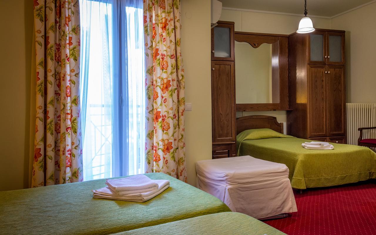 קרפניסיון City Hotel Apollonion מראה חיצוני תמונה