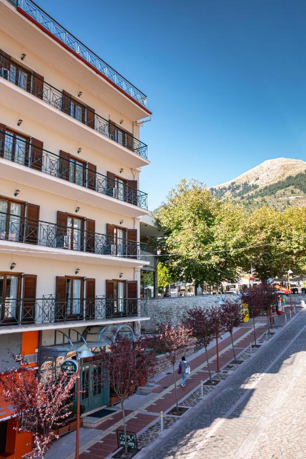 קרפניסיון City Hotel Apollonion מראה חיצוני תמונה