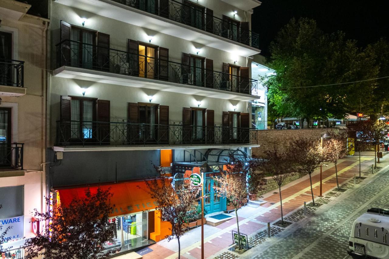 קרפניסיון City Hotel Apollonion מראה חיצוני תמונה
